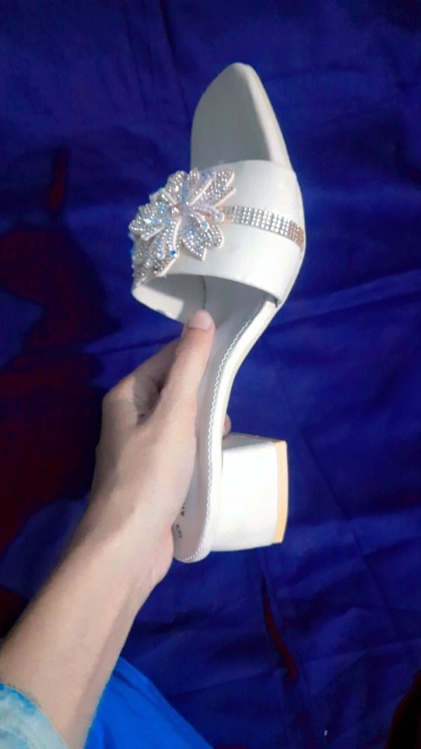 Heel Flower design women's party sandal - Image 5