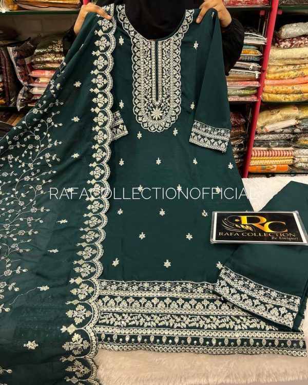 Indian readymade nayra cut 4pis