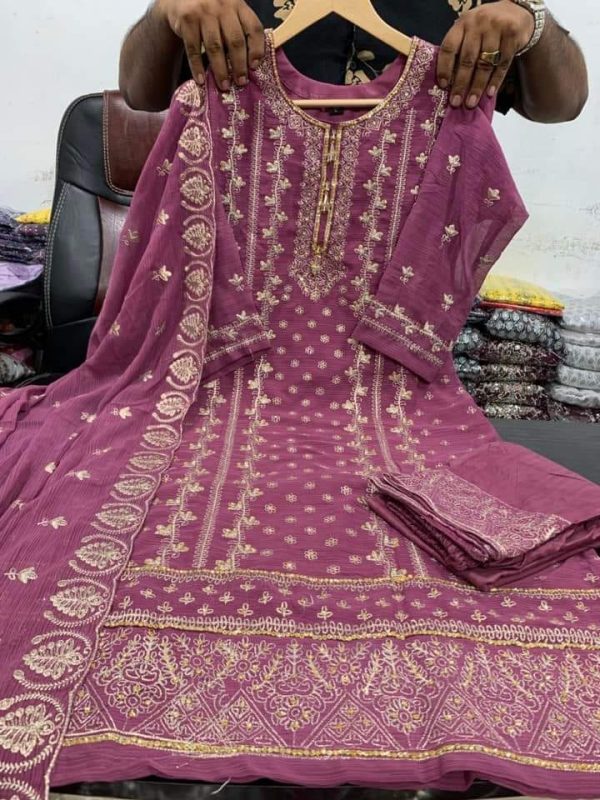 Indian readymade nayra cut 4pis