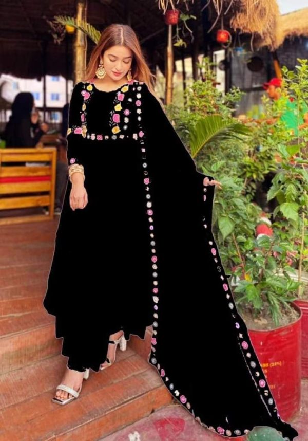 Jeorjet embroi 4 peace