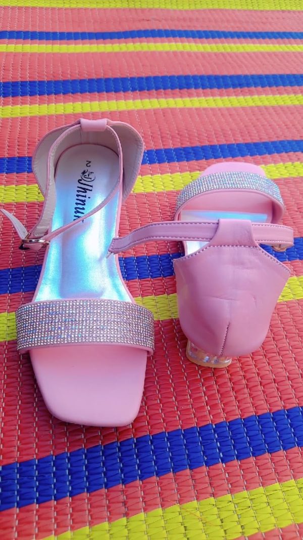 Ladies shoes