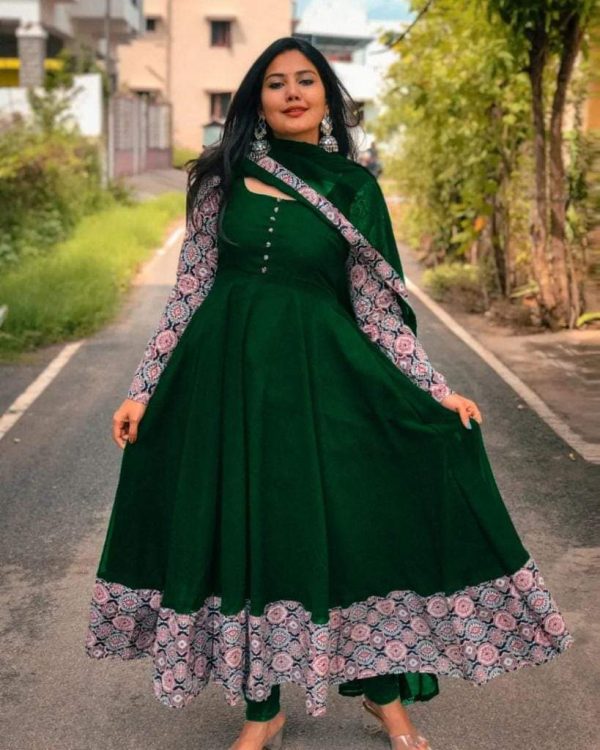 Naira cut three piece - Image 3