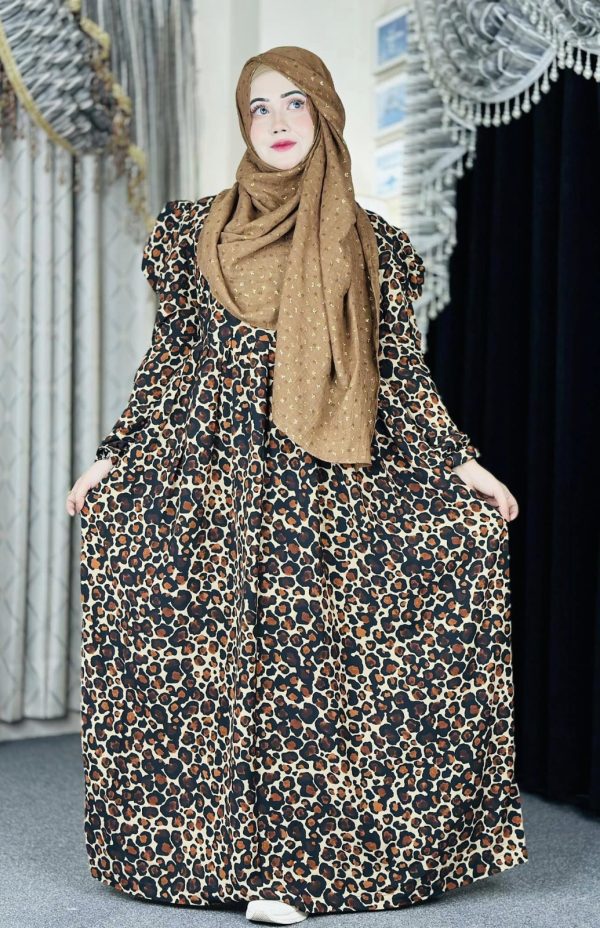 Pori Gown