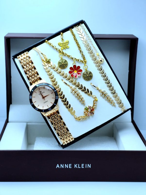 Women Watch Combo