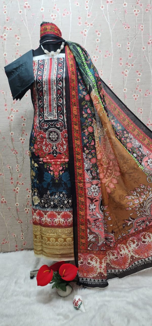 ইন্ডিয়ান থ্রিডি পিন্ড সিল্ক থ্রি পিস