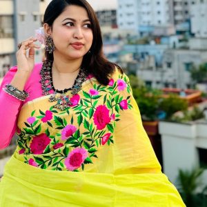 উন্নত মানের হাফ সিল্ক শাড়ি