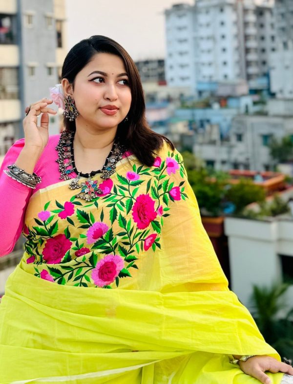 উন্নত মানের হাফ সিল্ক শাড়ি
