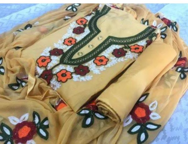 কাশ্মীরী আড়ি এম্ব্রডারী থ্রি-পিচ