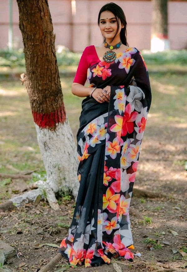 চান্দুরি সিল্ক শাড়ি