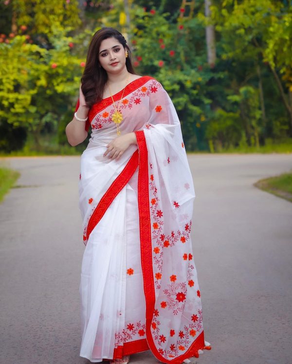 টাঙ্গাইলের সেরা মানের শাড়ি ব্লাউজ পিস সহ