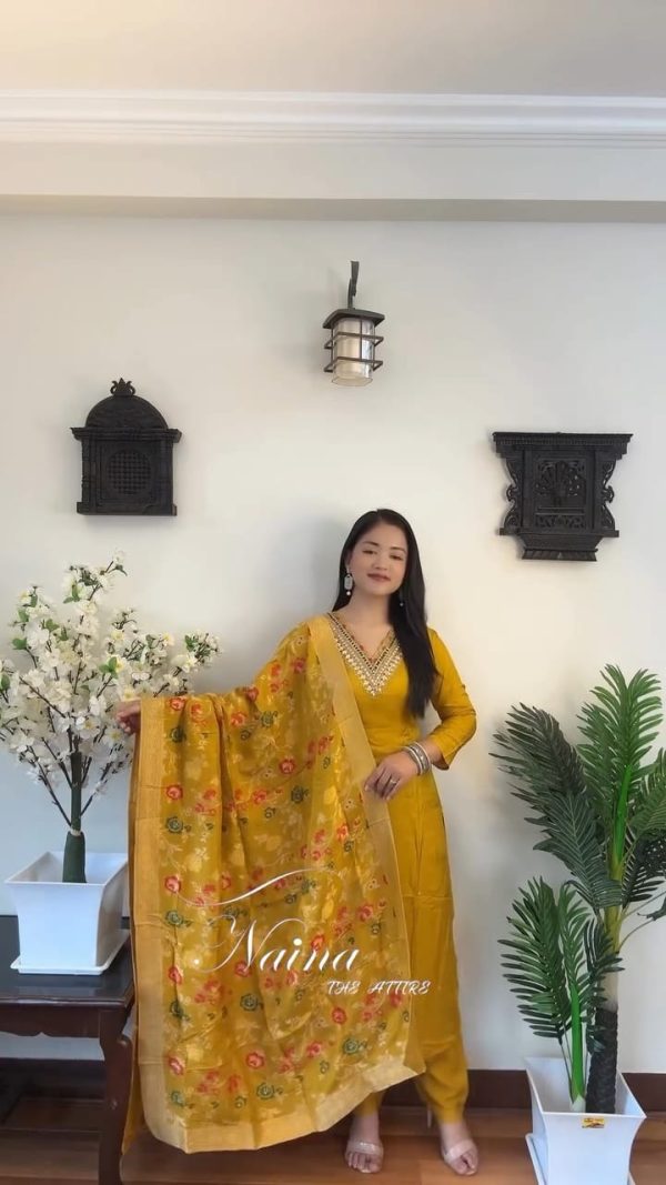 থ্রি_পিস