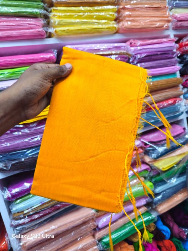 ধুপিয়ান সিল্ক শাড়ি