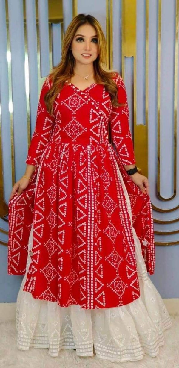 নায়রা কাট থ্রি-পিস