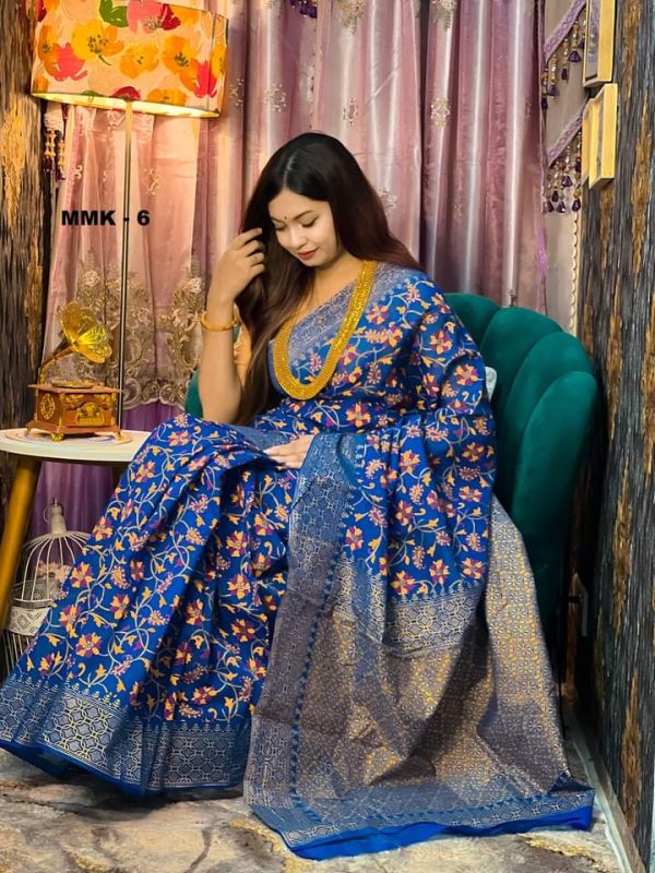 প্রিমিয়াম কোয়ালিটির হাফ সিল্ক শাড়ি