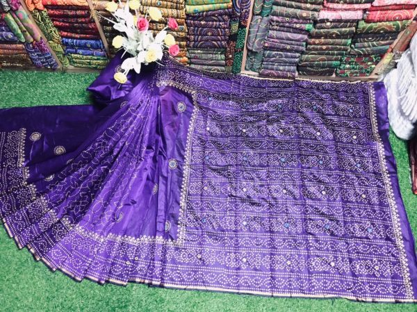ব্লক প্রিন্ট শাড়ি