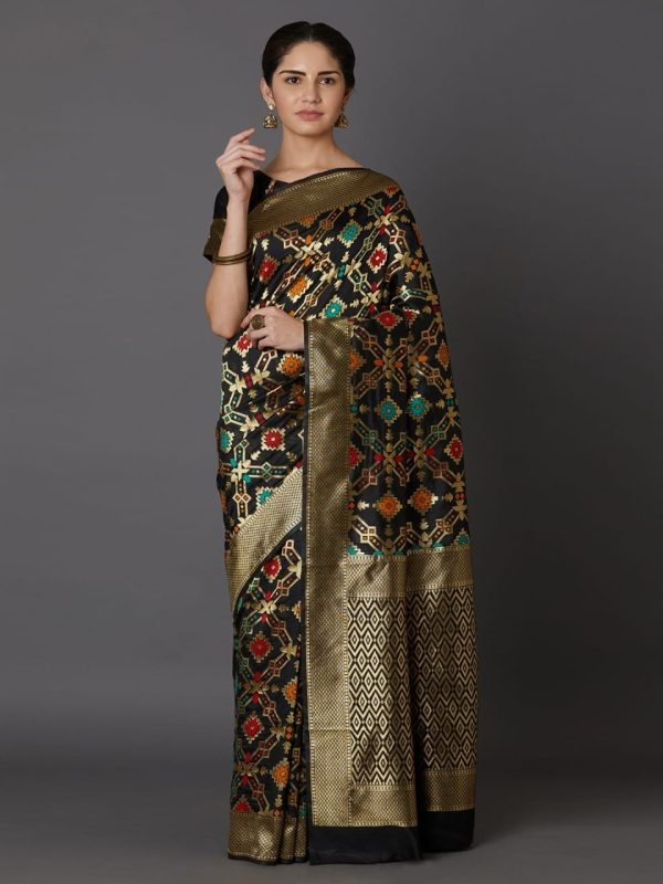 ব্লাউজ পিস সহ প্রিন্টেড সিল্ক শাড়ি