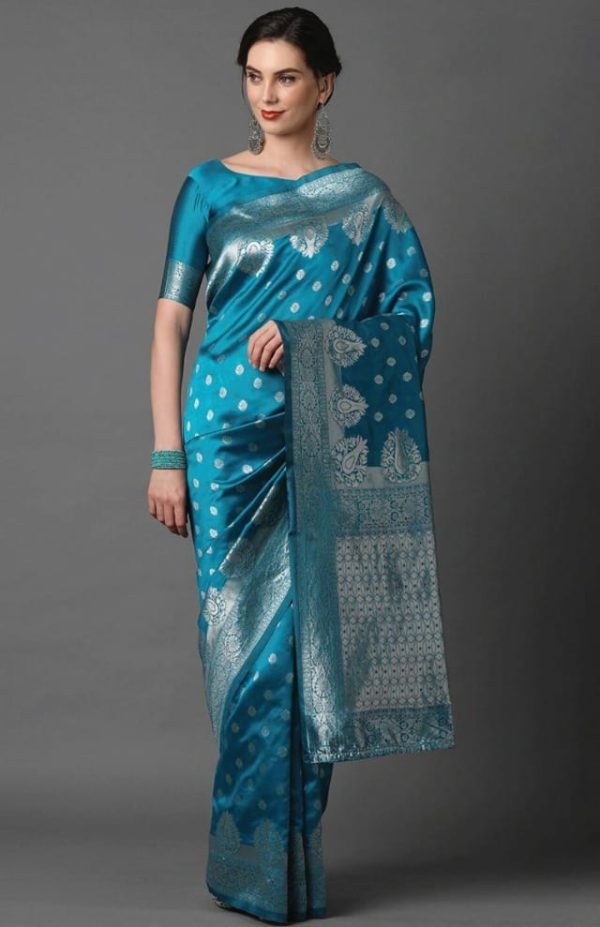 ব্লাউজ পিস সহ প্রিন্টেড সিল্ক শাড়ি - Image 4