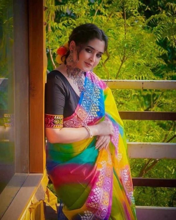 ভাইরাল হাই কোয়ালিটি হাফসিল্ক শাড়ি - Image 3
