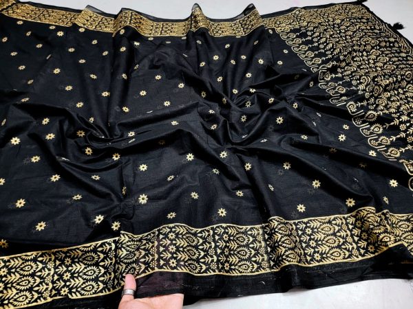 ভাইরাল হাই কোয়ালিটি হাফসিল্ক শাড়ি - Image 3