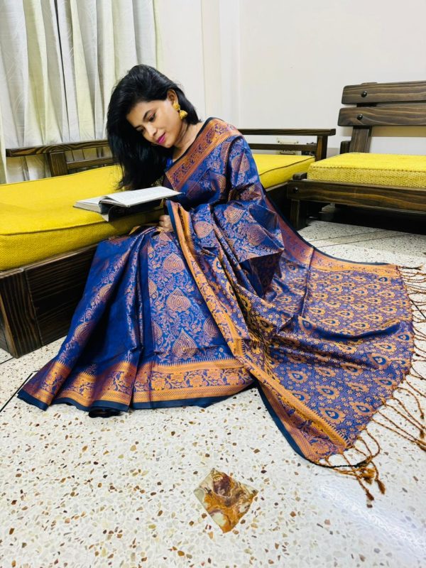 সিল্ক কাতান শাড়ি