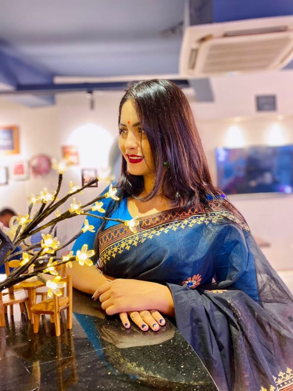 হাফ সিল্ক শাড়ি