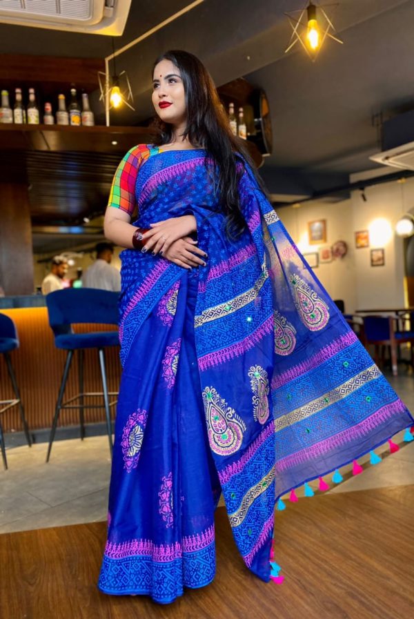 হাফ সিল্ক শাড়ি