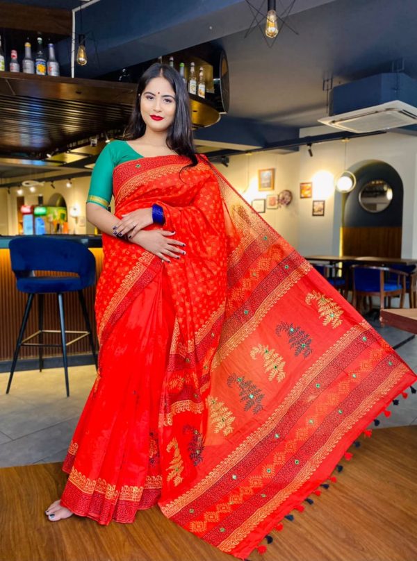 হাফ সিল্ক শাড়ি