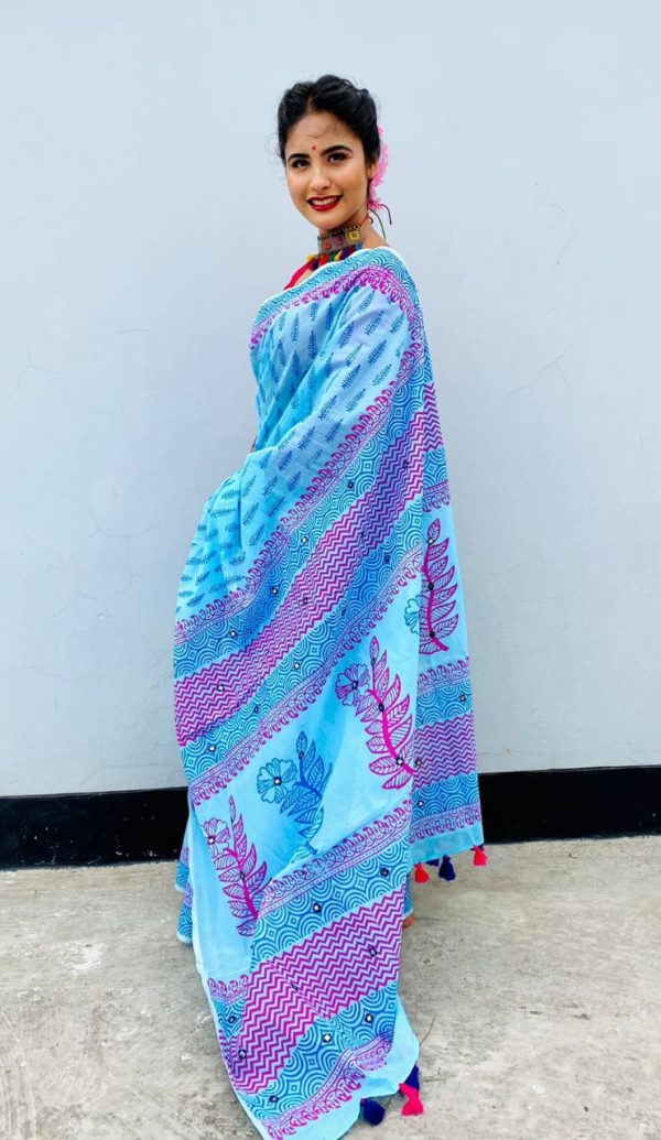 হাফ সিল্ক শাড়ি