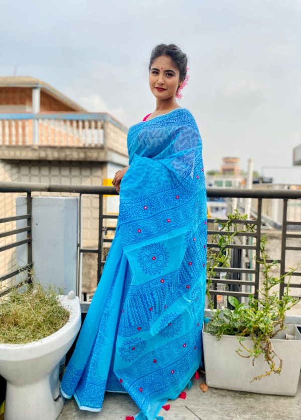 হাফ সিল্ক শাড়ি