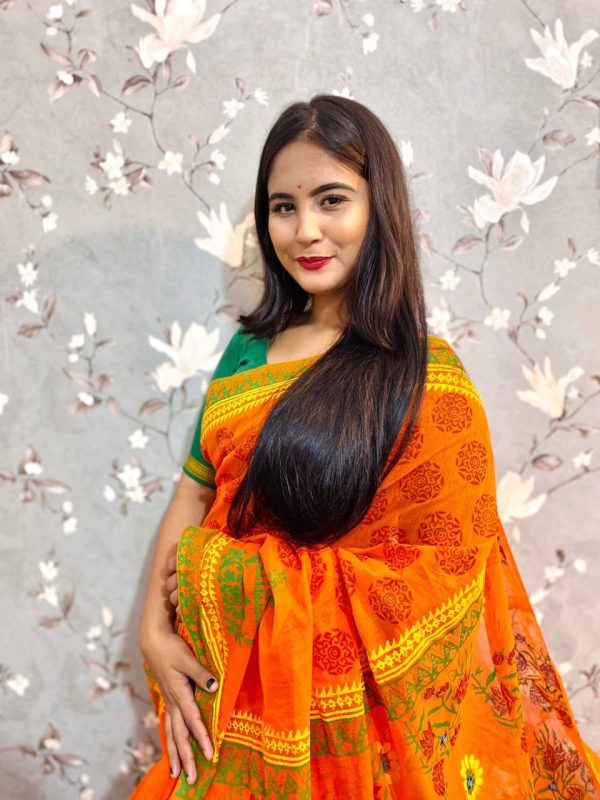হাফ সিল্ক শাড়ি