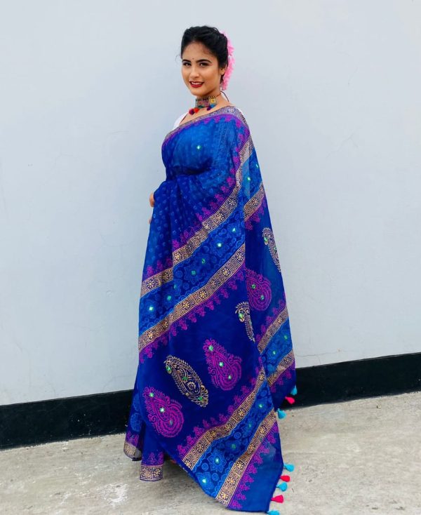 হাফ সিল্ক শাড়ি