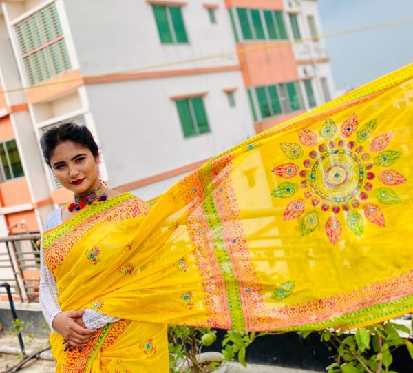 হাফ সিল্ক শাড়ি