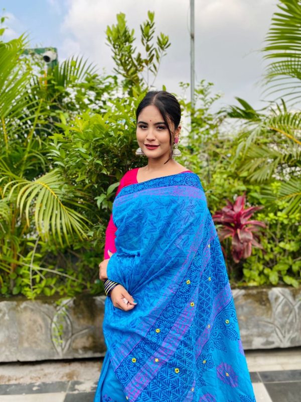 হাফ সিল্ক শাড়ি