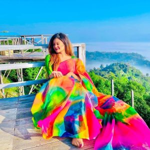 হাফ সিল্ক হ্যান্ড প্রিন্ট শাড়ি