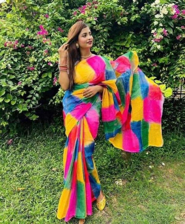 হাফ সিল্ক হ্যান্ড প্রিন্ট শাড়ি