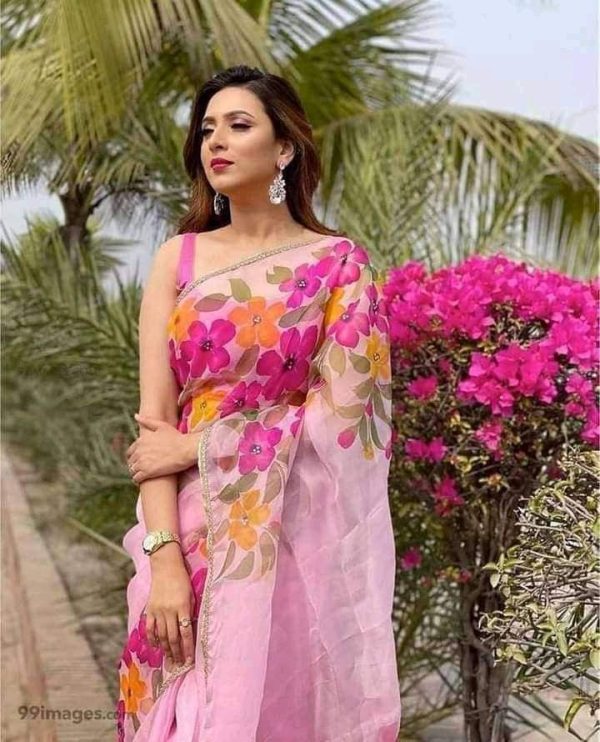 হাফ সিল্ক হ্যান্ড প্রিন্ট শাড়ি