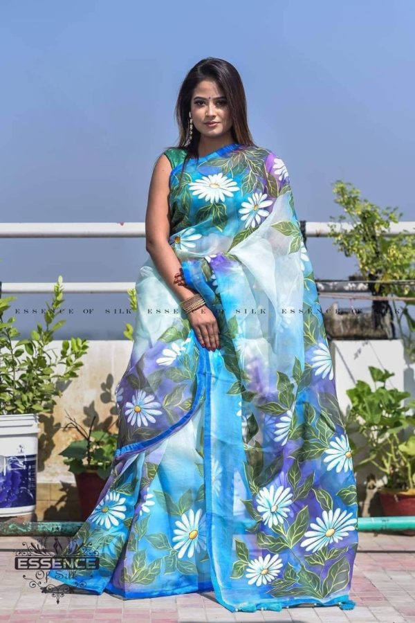 হাফ সিল্ক হ্যান্ড প্রিন্ট শাড়ি