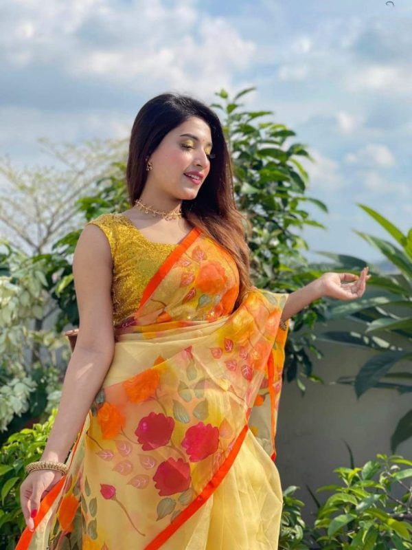 হাফ সিল্ক হ্যান্ড প্রিন্ট শাড়ি
