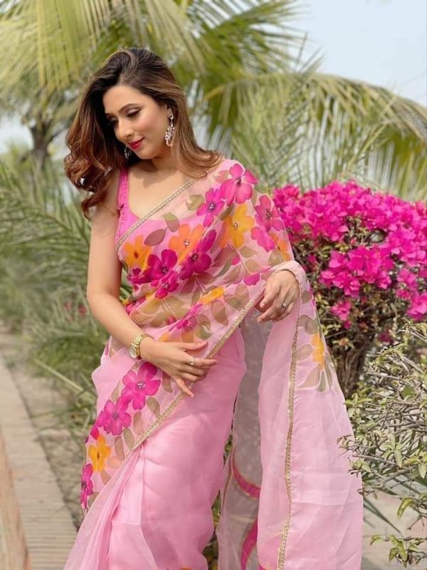 হাফ সিল্ক হ্যান্ড প্রিন্ট শাড়ি