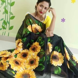হাফ সিল্ক হ্যান্ড প্রিন্ট শাড়ি