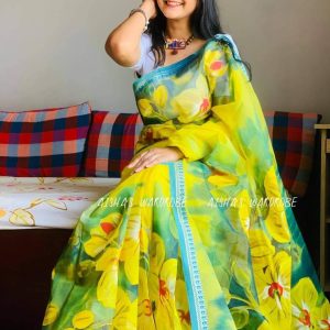 হাফ সিল্ক হ্যান্ড প্রিন্ট শাড়ি