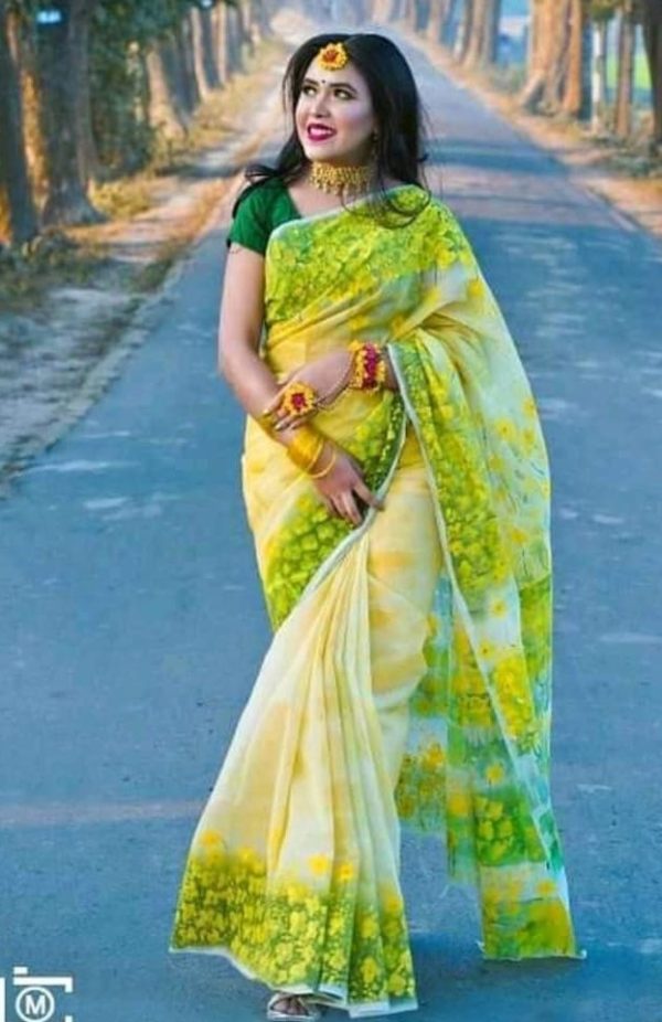হ্যান্ড প্রিন্ট শাড়ি