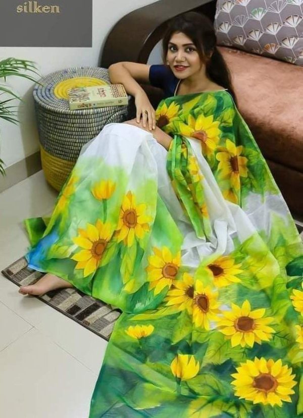 হ্যান্ড প্রিন্ট শাড়ি