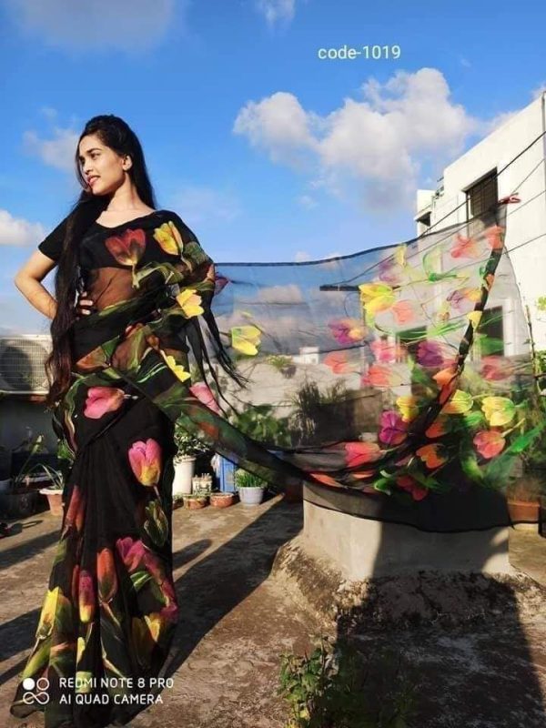 হ্যান্ড প্রিন্ট শাড়ি