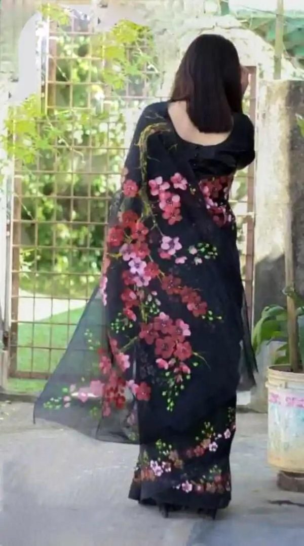 হ্যান্ড প্রিন্ট শাড়ি