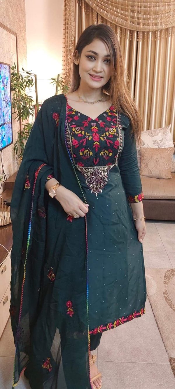 🇧🇩আন স্টিচড থ্রি পিস🇧🇩