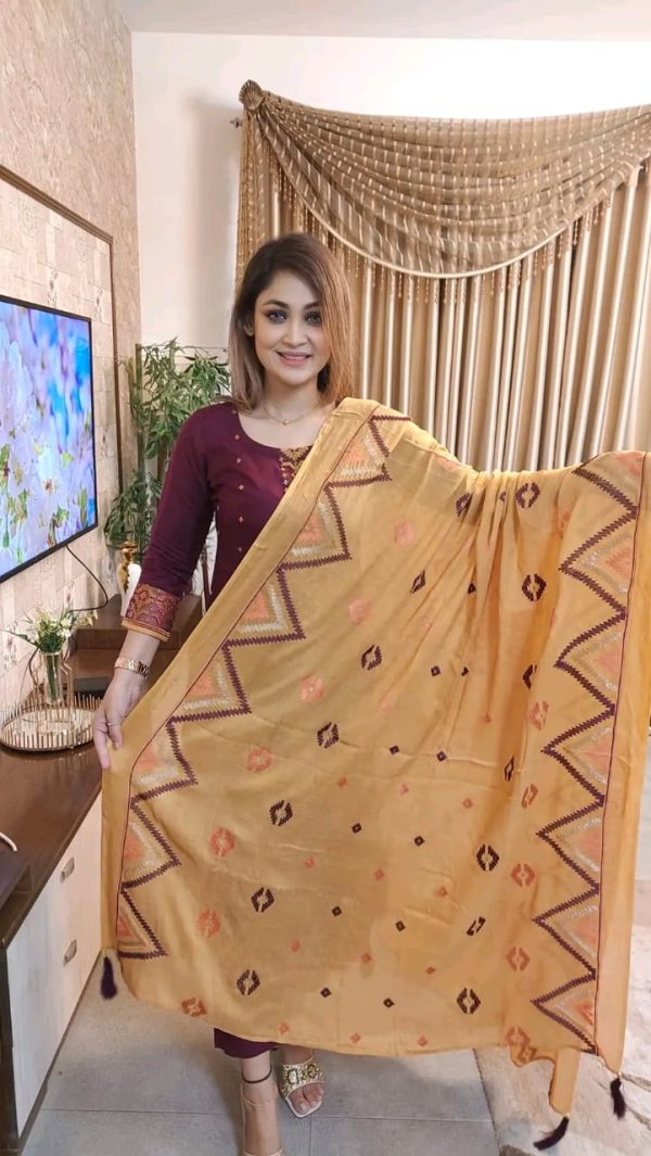🇧🇩আন স্টিচড থ্রি পিস🇧🇩