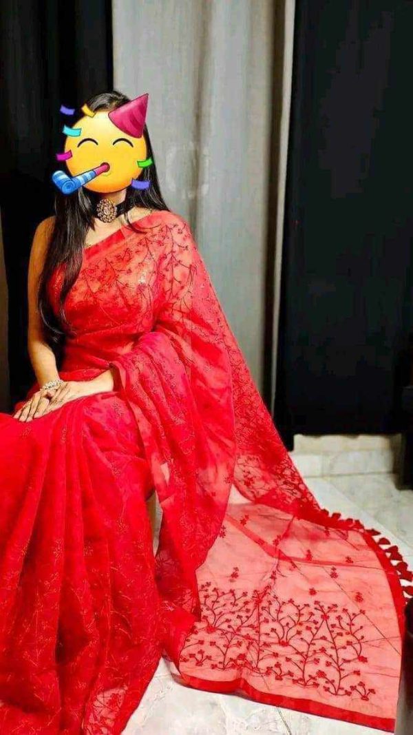 🖤হাফসিল্ক এমব্রয়ডারি শাড়ি🖤