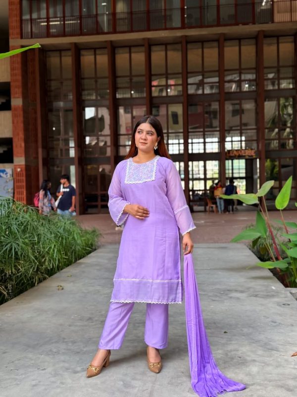 জর্জেট কারচুপি কাজ করা ফোর পিস